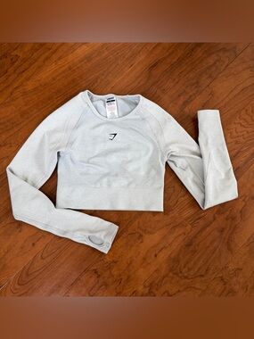 Gymshark Womens Flex Crop Top Size S Gray Black Logo Thumbholes Cut Out Back